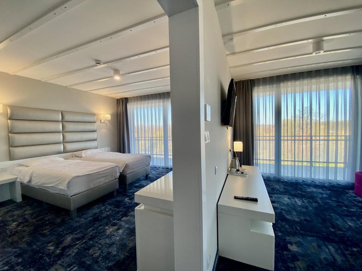 Ferry Resort 梅尔诺 外观 照片